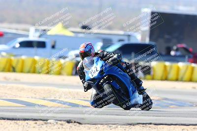 media/Feb-12-2022-SoCal Trackdays (Sat) [[3b21b94a56]]/Turn 2 (1045am)/